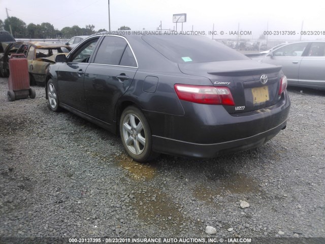 4T1BE46K18U235193 - 2008 TOYOTA CAMRY CE/LE/XLE/SE GRAY photo 3