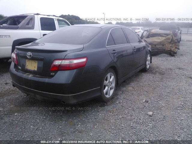 4T1BE46K18U235193 - 2008 TOYOTA CAMRY CE/LE/XLE/SE GRAY photo 4