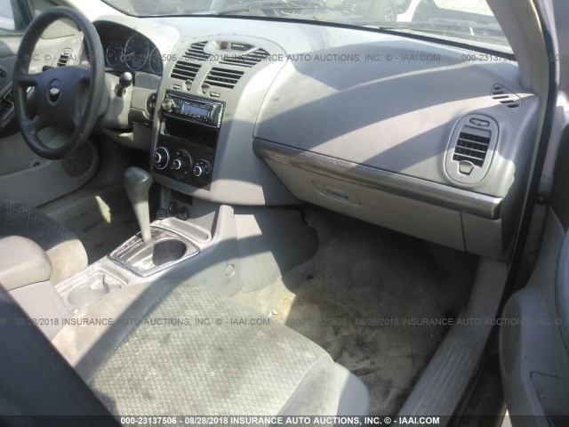 1G1ZS58F97F187214 - 2007 CHEVROLET MALIBU LS Boz foto 5