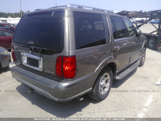 5LMFU28R72LJ00166 - 2002 LINCOLN NAVIGATOR Altın fotoğraf 4