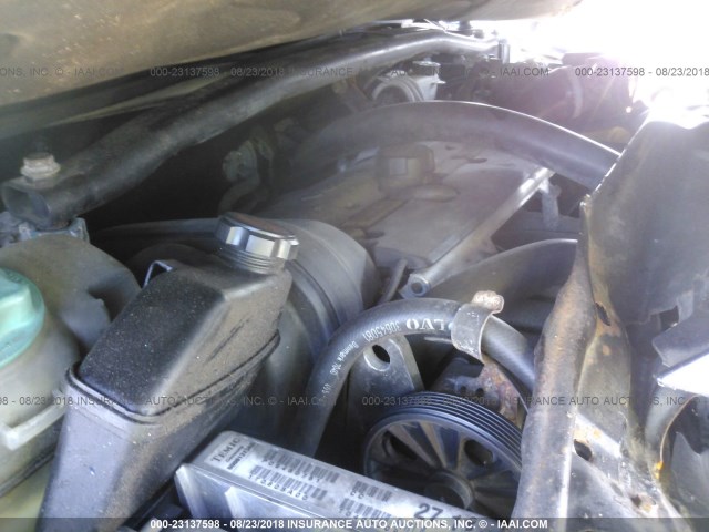 YV1TH59H541372794 - 2004 VOLVO S80 2.5T Dark Blue photo 10