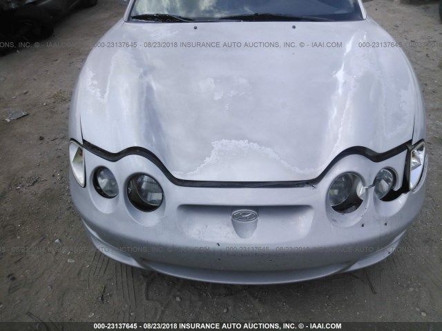 KMHJG35F71U267396 - 2001 HYUNDAI TIBURON SILVER photo 6