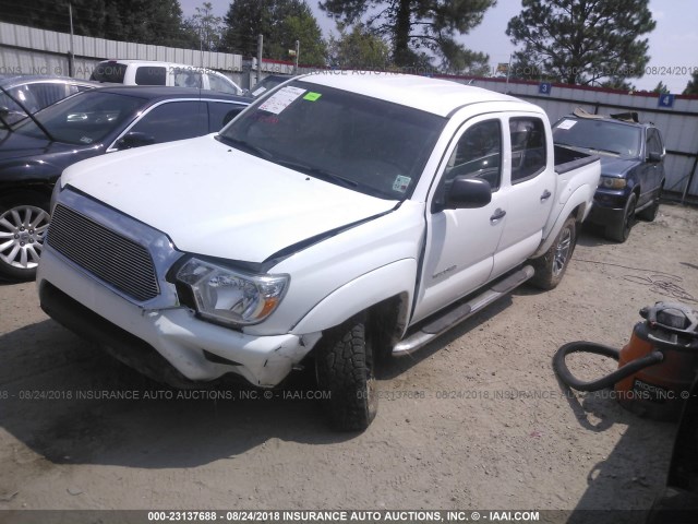 5TFJU4GN4FX080257 - 2015 TOYOTA TACOMA DOUBLE CAB PRERUNNER WHITE photo 2