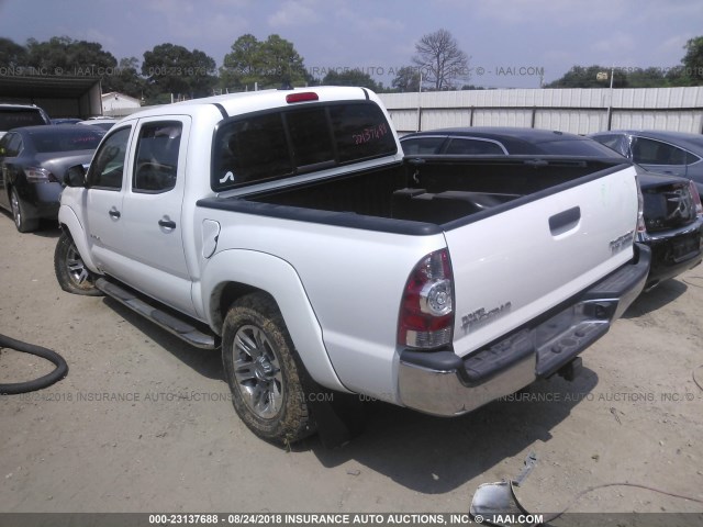 5TFJU4GN4FX080257 - 2015 TOYOTA TACOMA DOUBLE CAB PRERUNNER WHITE photo 3