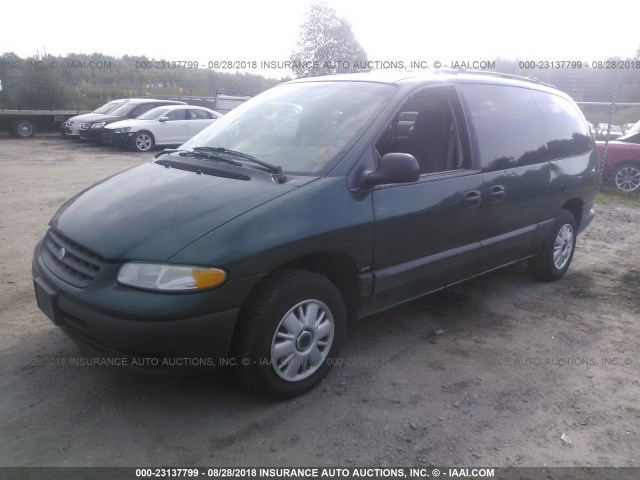 1P4GP44R4TB165709 - 1996 PLYMOUTH GRAND VOYAGER SE GREEN photo 2