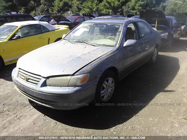 4T1BF22K3YU095655 - 2000 TOYOTA CAMRY LE/XLE BLUE photo 2