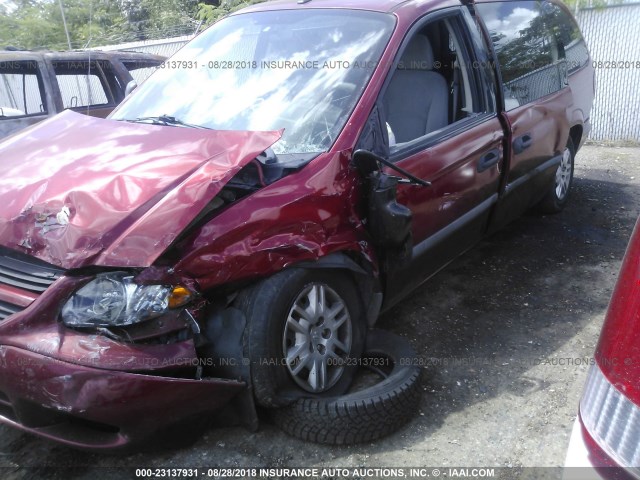 1D4GP24RX6B677829 - 2006 DODGE GRAND CARAVAN SE RED photo 6