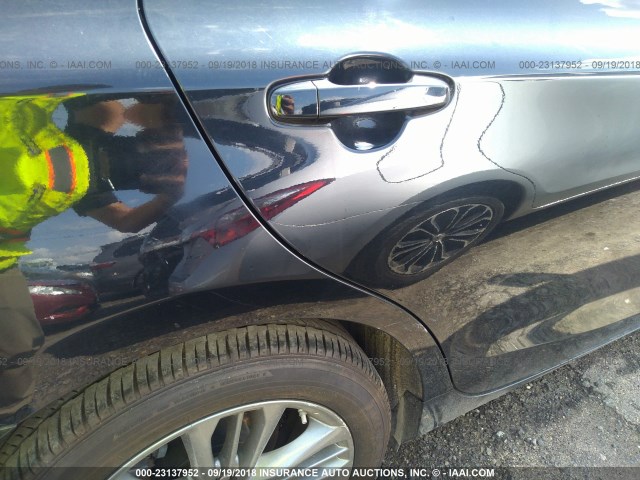 4T1BF1FKXHU301588 - 2017 TOYOTA CAMRY LE/XLE/SE/XSE BLACK photo 6