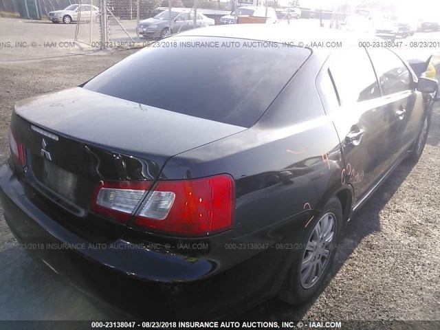 4A32B2FF2BE006136 - 2011 MITSUBISHI GALANT FE BLACK photo 4