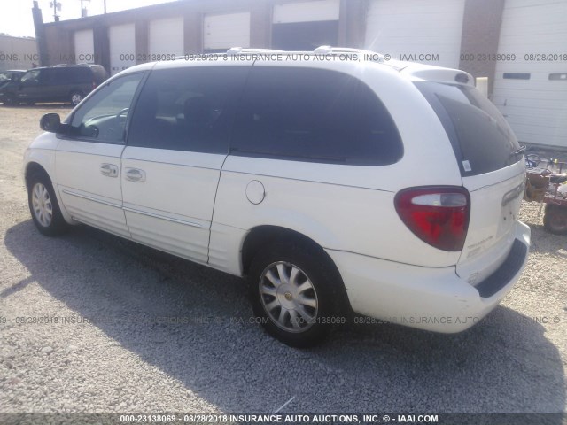 2C8GP64L72R513206 - 2002 CHRYSLER TOWN & COUNTRY LIMITED WHITE photo 3