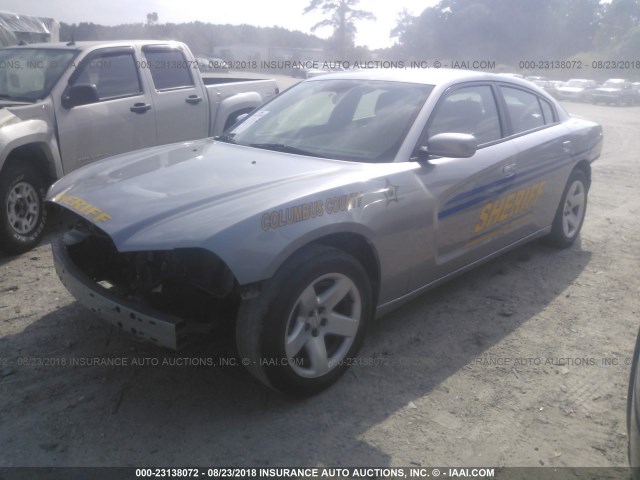 2C3CDXAT8EH166180 - 2014 DODGE CHARGER POLICE GRAY photo 2