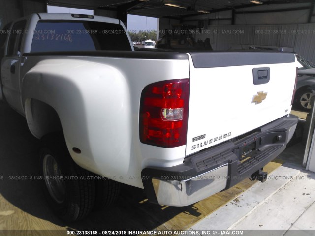 1GBJC33D27F162610 - 2007 CHEVROLET SILVERADO C3500 WHITE photo 7