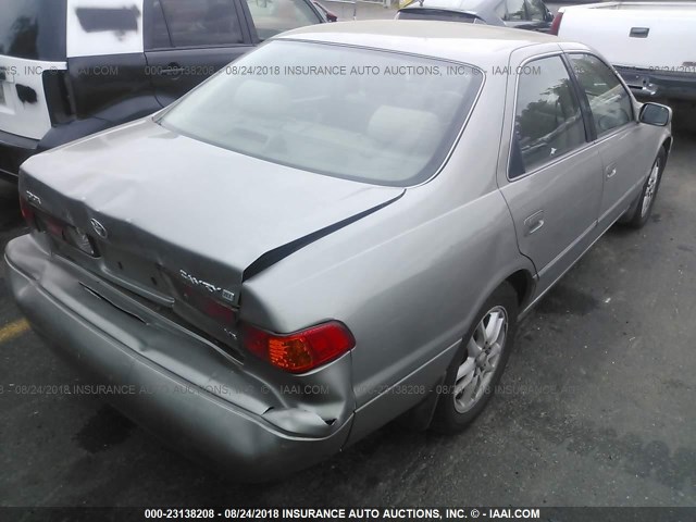 JT2BF28K6Y0289334 - 2000 TOYOTA CAMRY LE/XLE SILVER photo 4