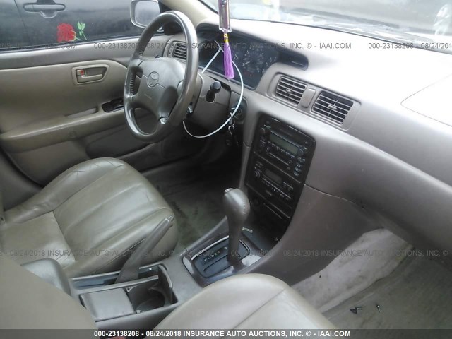 JT2BF28K6Y0289334 - 2000 TOYOTA CAMRY LE/XLE SILVER photo 5