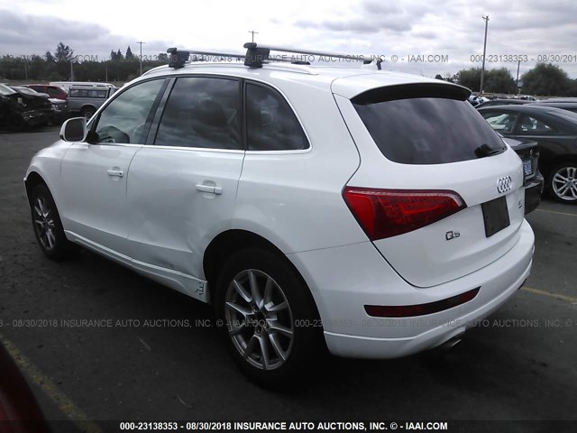 WA1LKAFP1AA088449 - 2010 AUDI Q5 PREMIUM PLUS WHITE photo 3