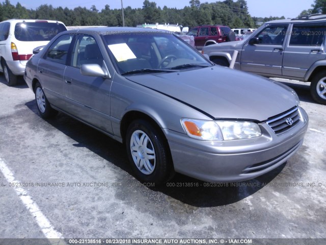 4T1BG22K1YU675757 - 2000 TOYOTA CAMRY CE/LE/XLE 香槟色 照片 1