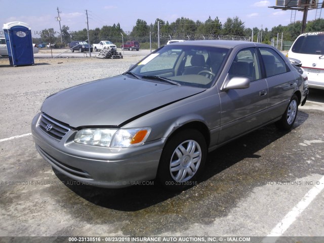 4T1BG22K1YU675757 - 2000 TOYOTA CAMRY CE/LE/XLE 香槟色 照片 2