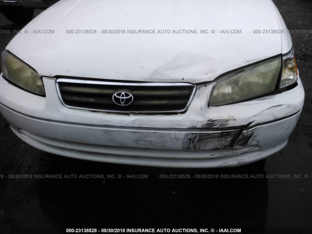 4T1BG22K2YU739790 - 2000 TOYOTA CAMRY CE/LE/XLE 白色 照片 6