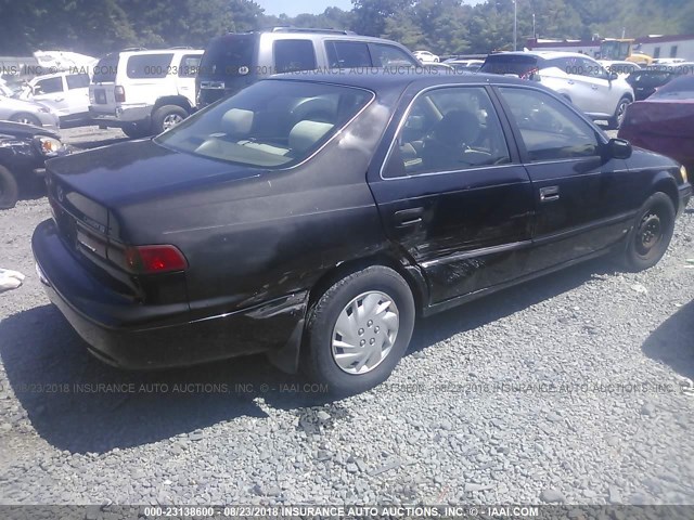 4T1BG22K4WU237375 - 1998 TOYOTA CAMRY CE/LE/XLE 黑色 照片 4