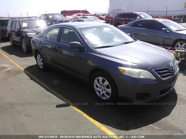 4T1BF3EK9BU158492 - 2011 TOYOTA CAMRY SE/LE/XLE 灰色 照片 1