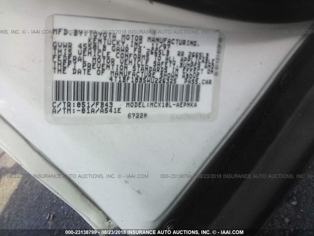 4T1BF18B5WU226325 - 1998 TOYOTA AVALON XL/XLS WHITE photo 9