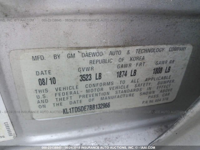 KL1TD5DE7BB132966 - 2011 CHEVROLET AVEO LS/LT 银色 照片 9