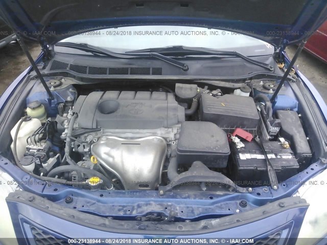 4T1BF3EK7AU574989 - 2010 TOYOTA CAMRY SE/LE/XLE ლურჯი ფოტო 10