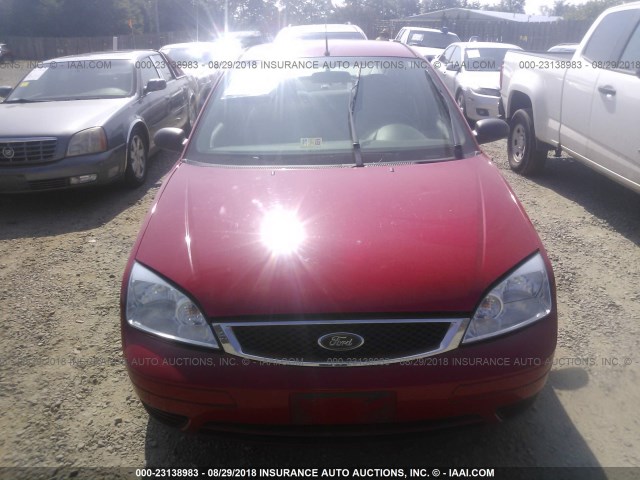 1FAHP34N27W134902 - 2007 FORD FOCUS ZX4/S/SE/SES 红色 照片 6