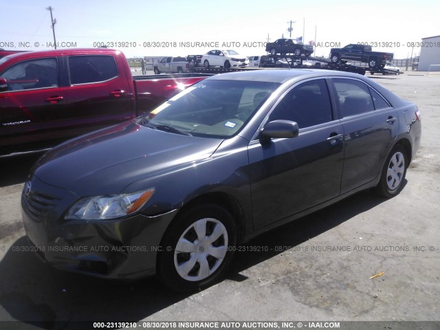 4T1BE46K39U349875 - 2009 TOYOTA CAMRY SE/LE/XLE GRAY photo 2