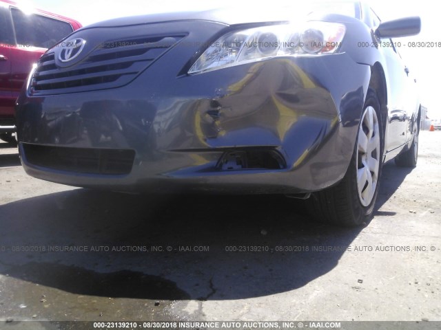 4T1BE46K39U349875 - 2009 TOYOTA CAMRY SE/LE/XLE GRAY photo 6