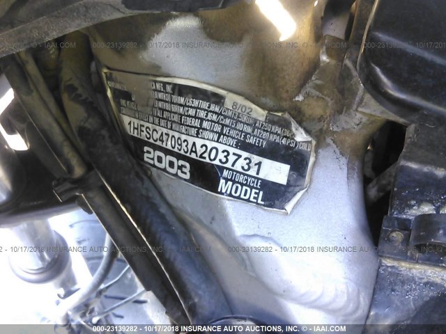 1HFSC47093A203731 - 2003 HONDA GL1800 GRAY photo 10