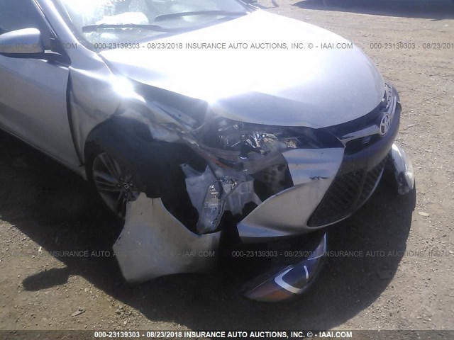 4T1BF1FK8GU145873 - 2016 TOYOTA CAMRY LE/XLE/SE/XSE 灰色 照片 6