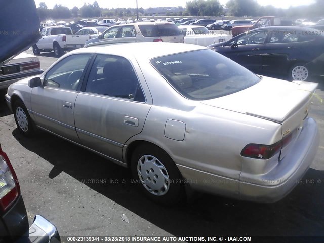 JT2BG22K7W0154270 - 1998 TOYOTA CAMRY CE/LE/XLE 金色 照片 3