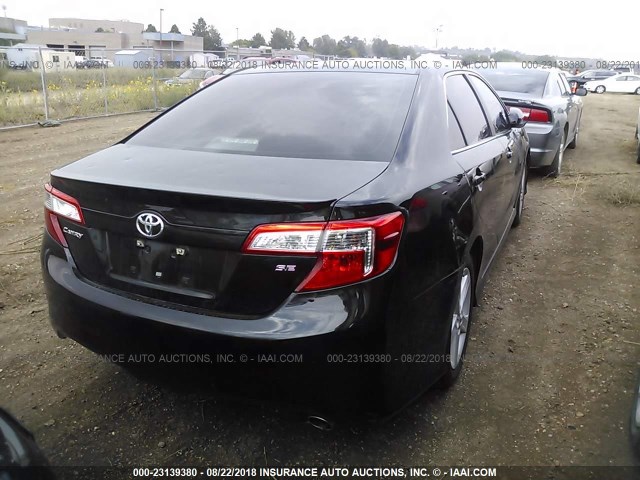 4T1BF1FK1EU413210 - 2014 TOYOTA CAMRY L/SE/LE/XLE Qara foto 4