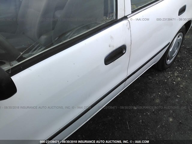 1NXBR12E3YZ378780 - 2000 TOYOTA COROLLA VE/CE/LE 白色 照片 6