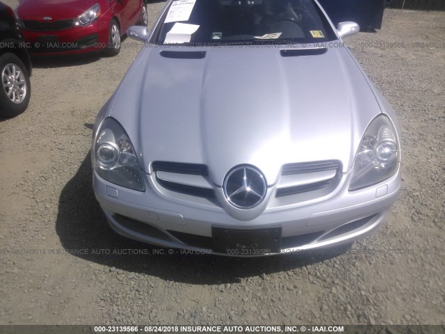 WDBWK54F87F144353 - 2007 MERCEDES-BENZ SLK 280 SILVER photo 6