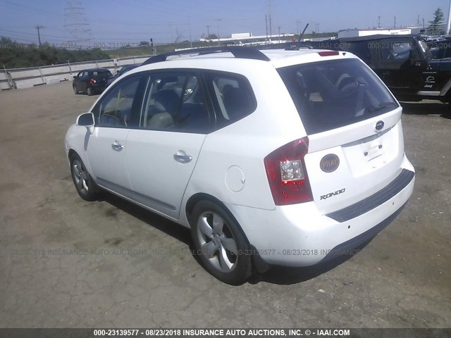 KNAFG528197274900 - 2009 KIA RONDO LX/EX WHITE photo 3