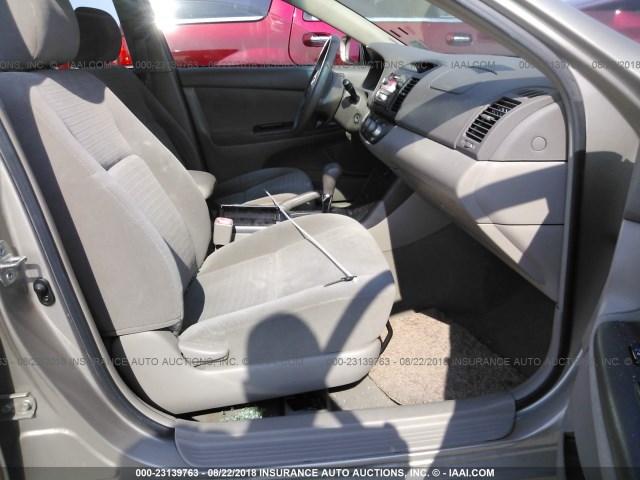 4T1BE32K45U576020 - 2005 TOYOTA CAMRY LE/XLE/SE Алтын фото 5