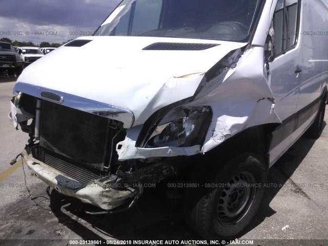 WDYPE745275173907 - 2007 FREIGHTLINER 2500 SPRINTER 2500 WHITE photo 6