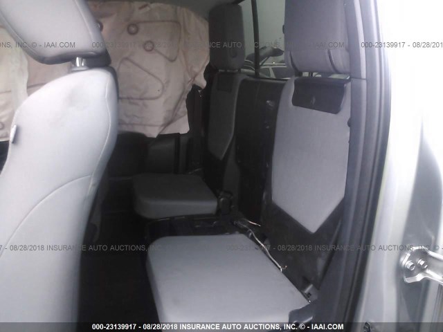 5TFRX5GN1HX081854 - 2017 TOYOTA TACOMA ACCESS CAB/SR/SR5 ვერცხლისფერი ფოტო 8