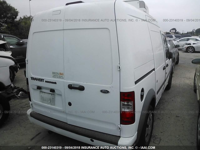 NM0LS7BN9BT068997 - 2011 FORD TRANSIT CONNECT XLT WHITE photo 4