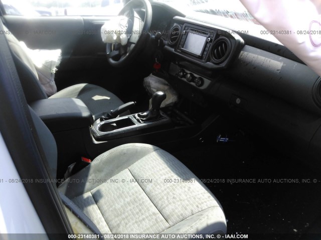 5TFRX5GN7HX084466 - 2017 TOYOTA TACOMA ACCESS CAB/SR/SR5 白色 照片 5