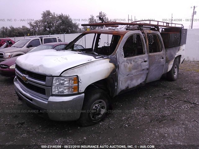 1GCHK33K98F203571 - 2008 CHEVROLET SILVERADO K3500 WHITE photo 2