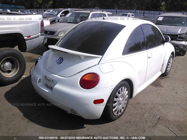 3VWBB61CXWM041916 - 1998 VOLKSWAGEN NEW BEETLE 白色 照片 4