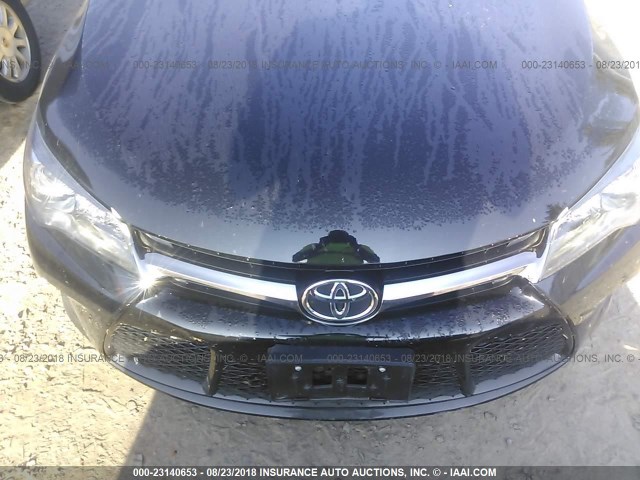 4T1BF1FK4HU380532 - 2017 TOYOTA CAMRY LE/XLE/SE/XSE BLACK photo 6