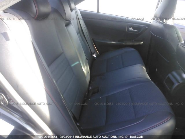 4T1BF1FK4HU380532 - 2017 TOYOTA CAMRY LE/XLE/SE/XSE BLACK photo 8
