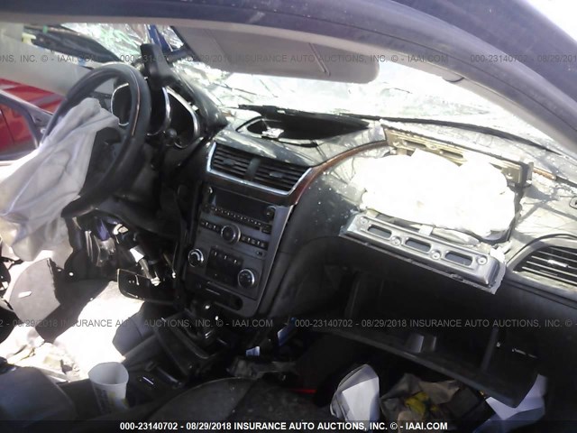 1G1ZE5E16BF219769 - 2011 CHEVROLET MALIBU LTZ 灰色 照片 5