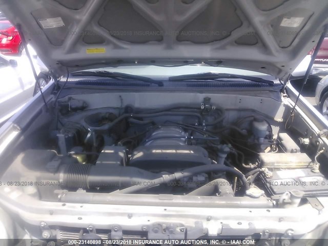 5TDZT34A32S115937 - 2002 TOYOTA SEQUOIA SR5 SILVER photo 10