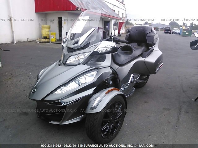 2BXNBDD11EV004671 - 2014 CAN-AM SPYDER ROADSTER RT/RTS/RT LIMITED SILVER photo 2