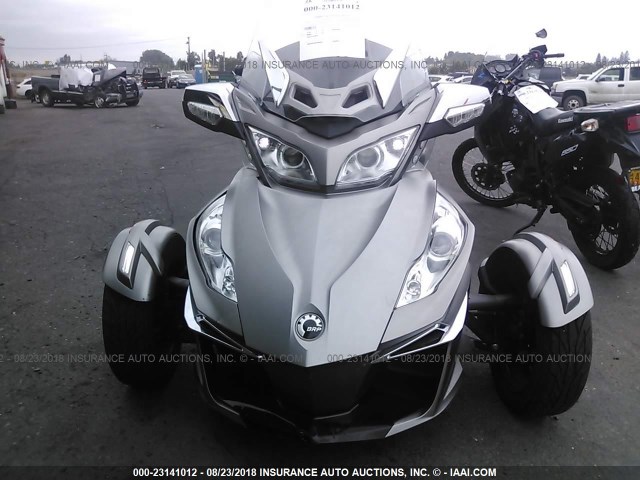 2BXNBDD11EV004671 - 2014 CAN-AM SPYDER ROADSTER RT/RTS/RT LIMITED SILVER photo 5